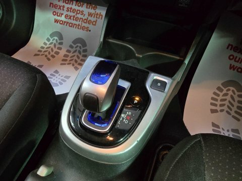 Honda Fit Hybrid 1.5 White #58