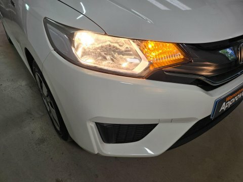Honda Fit Hybrid 1.5 White #78