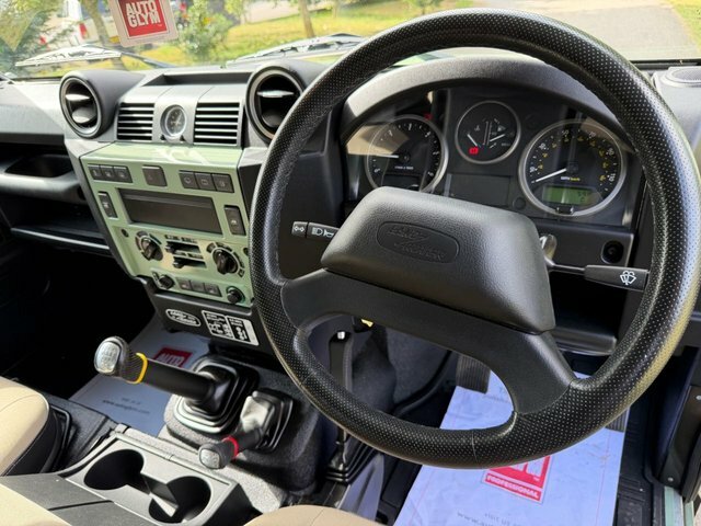 Land Rover Defender 90 90 3.0 D250 Awd Hard Top S Black #8