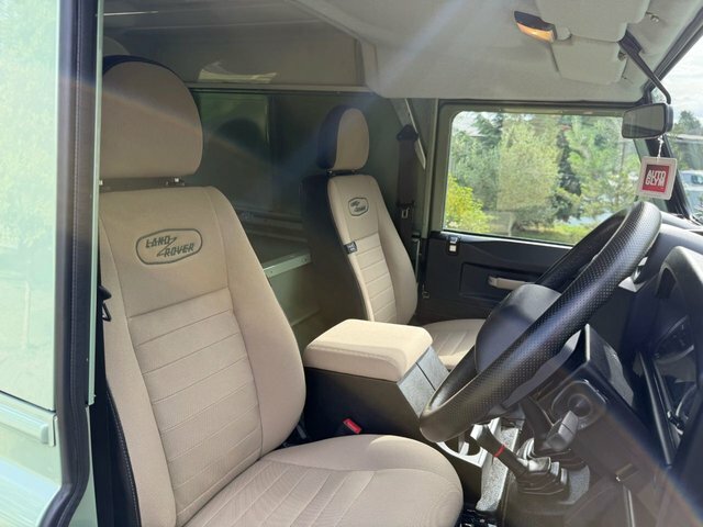 Land Rover Defender 90 90 3.0 D250 Awd Hard Top S Black #7