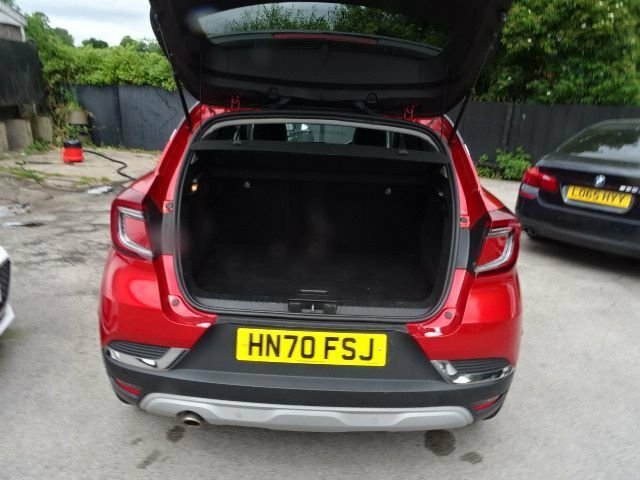 Renault Captur 1.3L S Edition Red #5