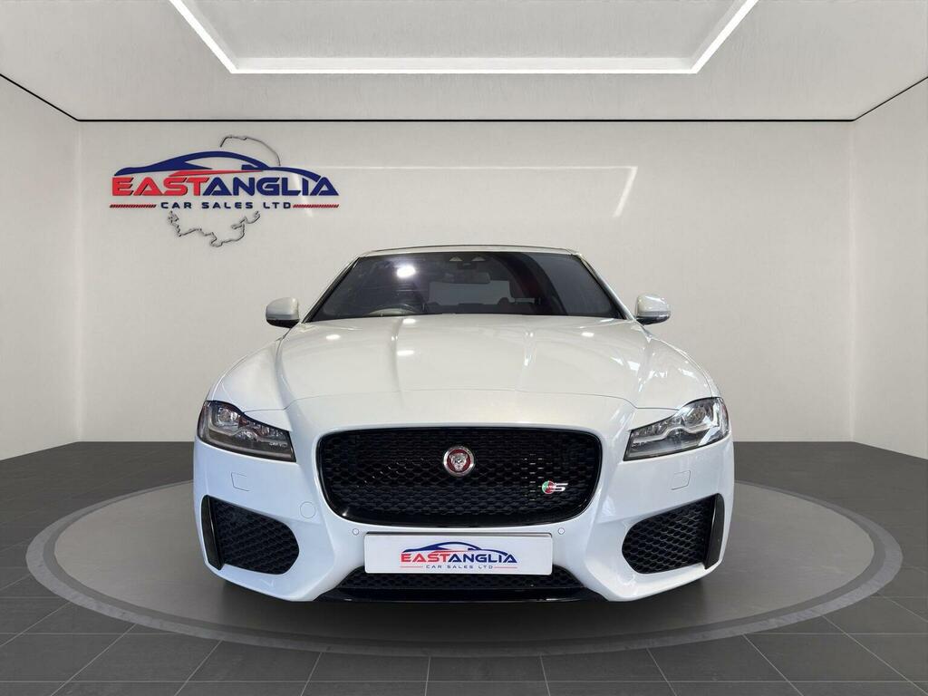 Jaguar XF 2.0 R-sport 177 Bhp Black #9