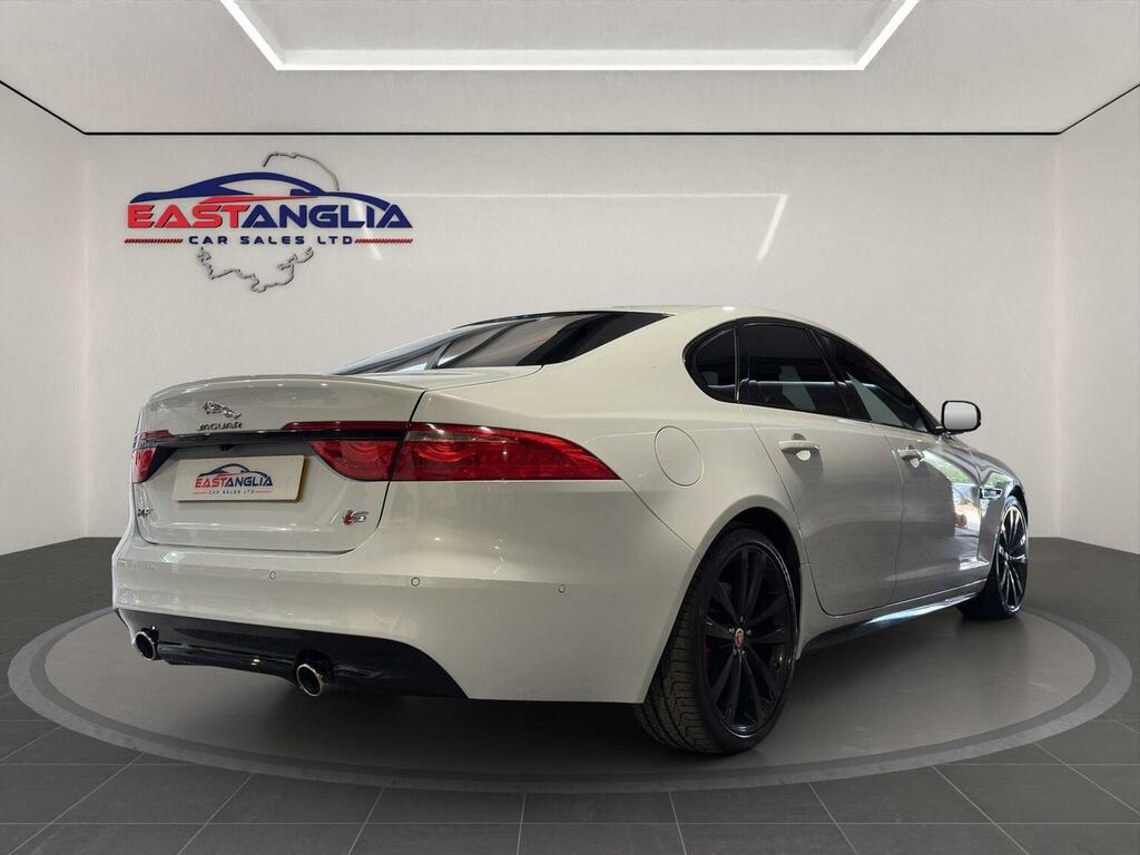 Jaguar XF 3.0 V6 S Euro 6 Ss White #6