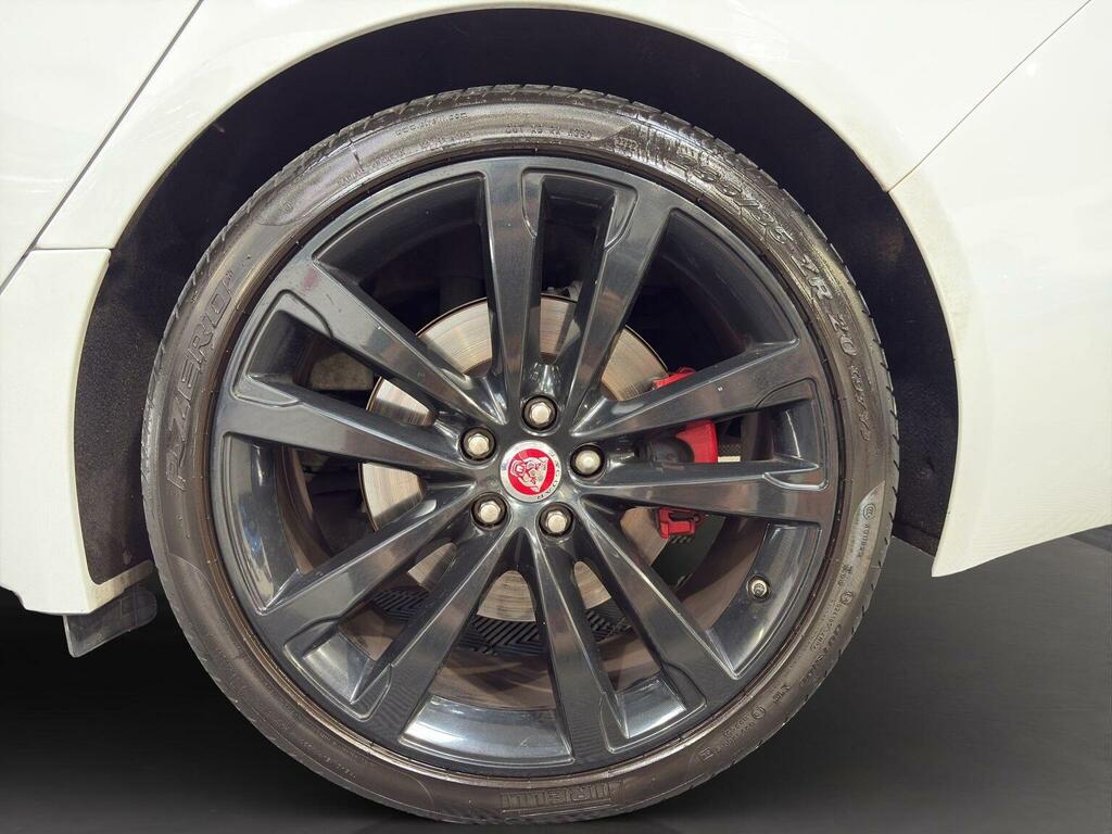 Jaguar XF 2.0 R-sport 177 Bhp Black #24