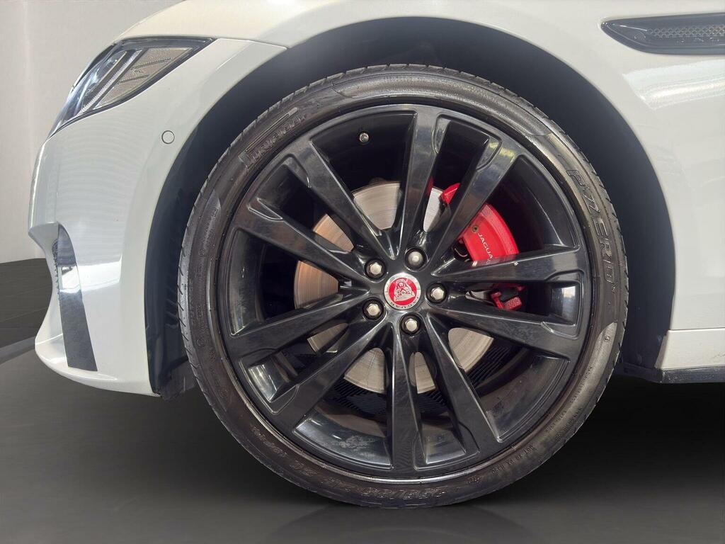 Jaguar XF 2.0 R-sport 177 Bhp Black #22