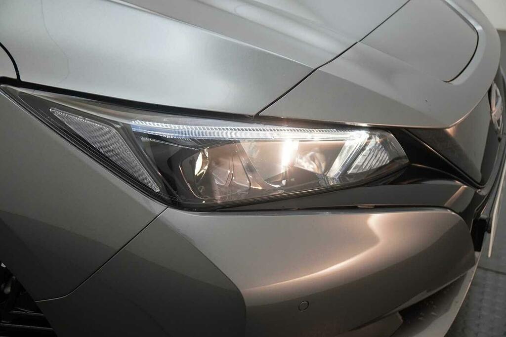 Nissan Leaf 110Kw Shiro 39Kwh White #9