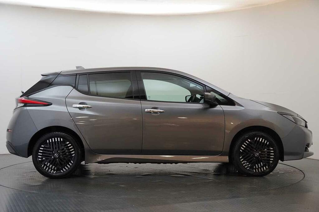 Nissan Leaf E 59Kw N-connecta With Sat Nav And 360 Aroun Grey #6