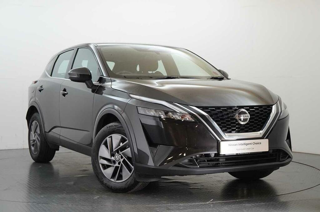 Nissan Qashqai 1.3 Dig-t Mh 140 Acenta Premium With Rear View Cam Black