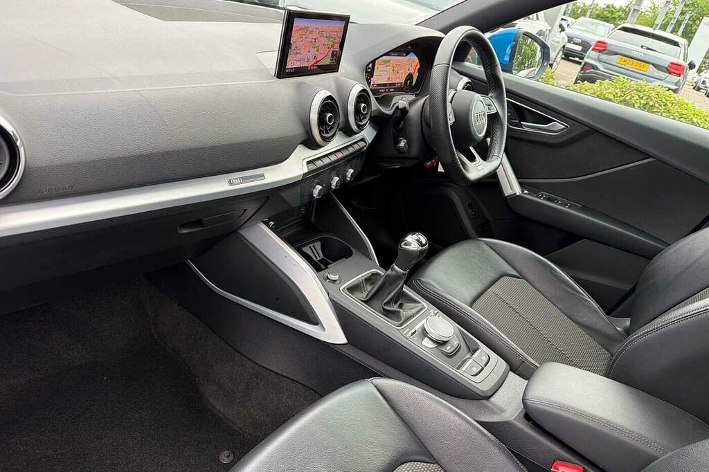 Audi Q2 S Line 30 Tfsi 110 Ps 6-Speed Blue #2