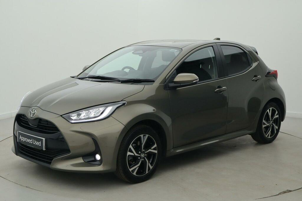 Toyota Yaris 1.5 Vvt-h Design Hatchback Hybrid E-cvt Brown #3