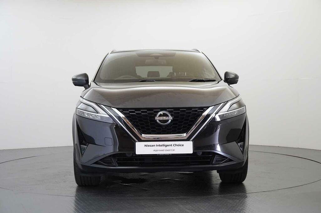 Nissan Qashqai 1.3 Dig-t Mh 140 Tekna With Glass Roof And Drive A Black #4