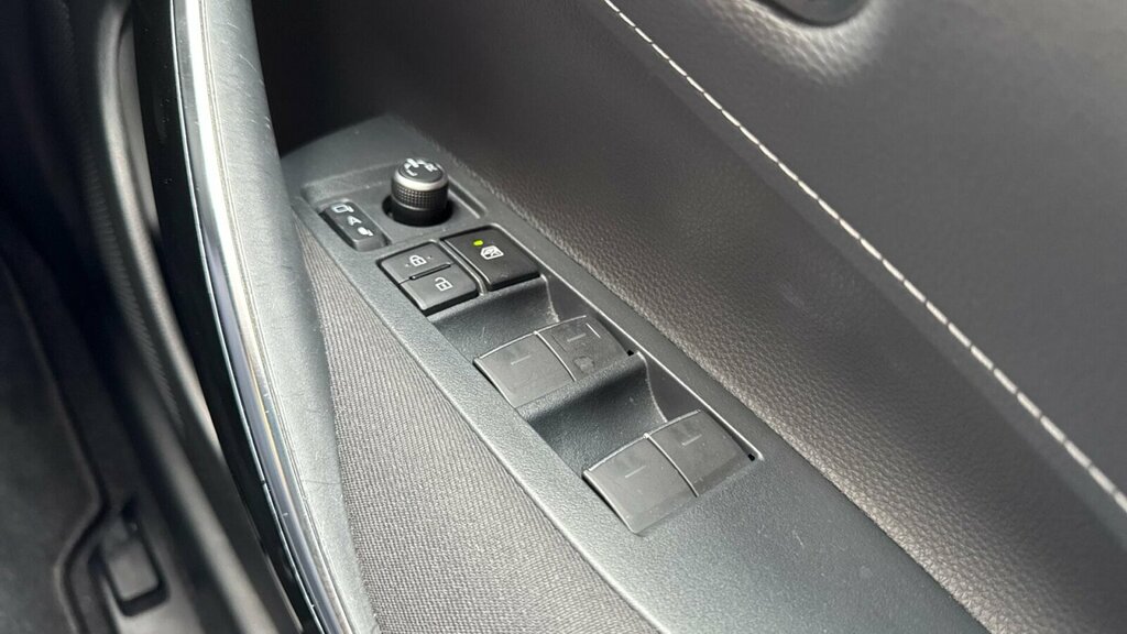 Toyota Corolla 2.0 Vvt-i Hybrid Icon Tech Cvt Blue #29