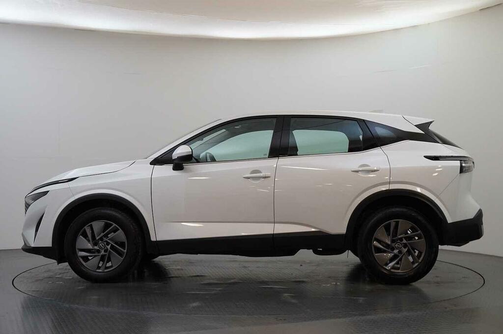 Nissan Qashqai 1.3 Dig-t Mh 140 Acenta Premium With Rear View Cam White #5