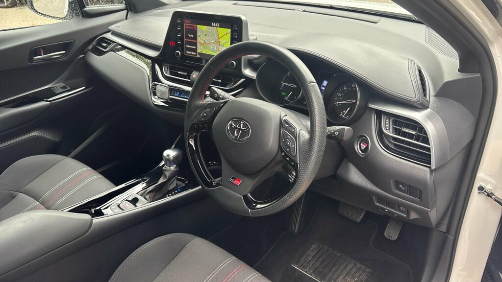 Toyota C-Hr Design 1.8  #12