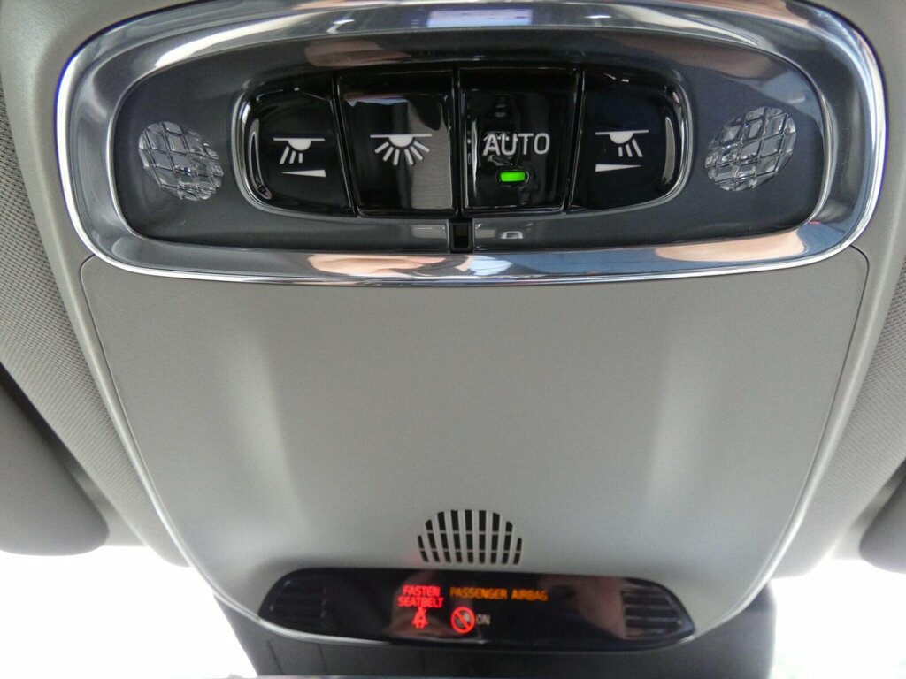 Volvo XC60 Volvo R-design T8 Phev Awd Grey #40