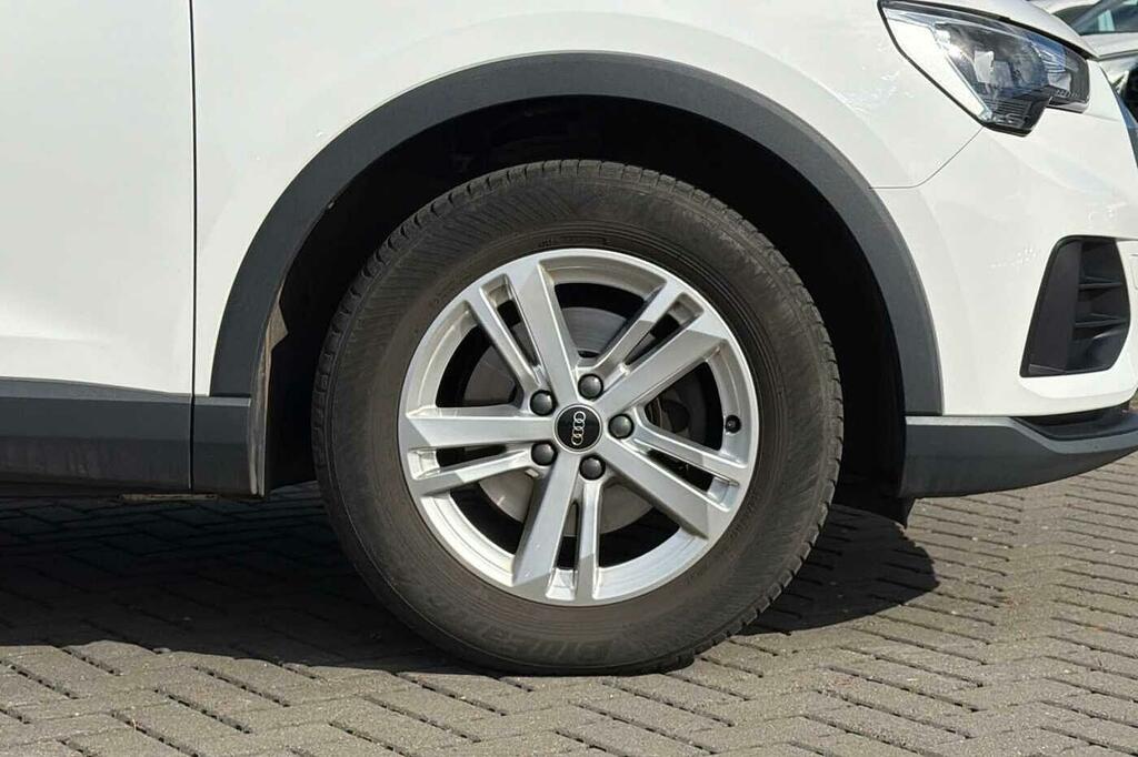 Audi Q3 Technik 35 Tfsi 150 Ps S Tronic White #5