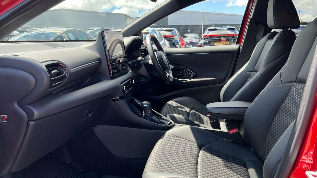 Toyota Yaris 1.5 Vvt-h Excel E-cvt Euro 6 Ss Red #5