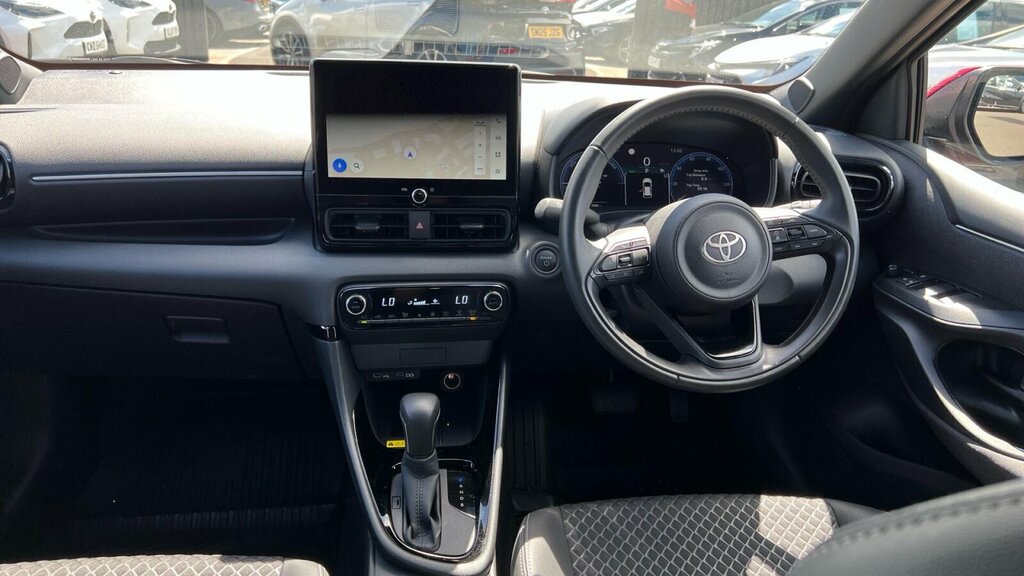 Toyota Yaris 1.5 Vvt-h Excel E-cvt Euro 6 Ss Red #6