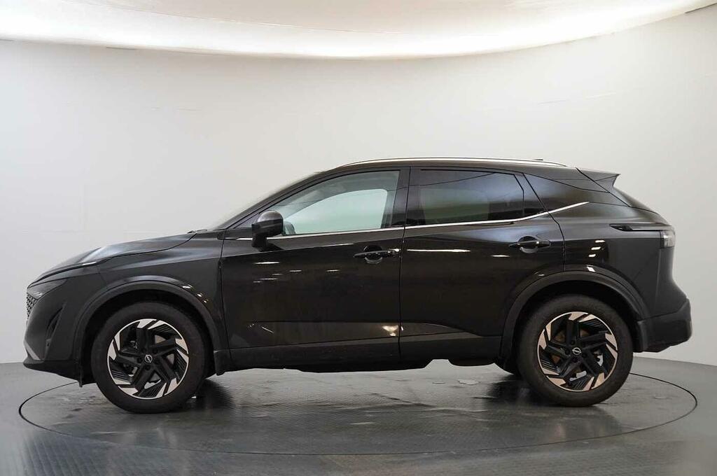 Nissan Qashqai 1.3 Dig-t Mh 140 N-connecta With Glass Roof Pack PL74OXR Black #5