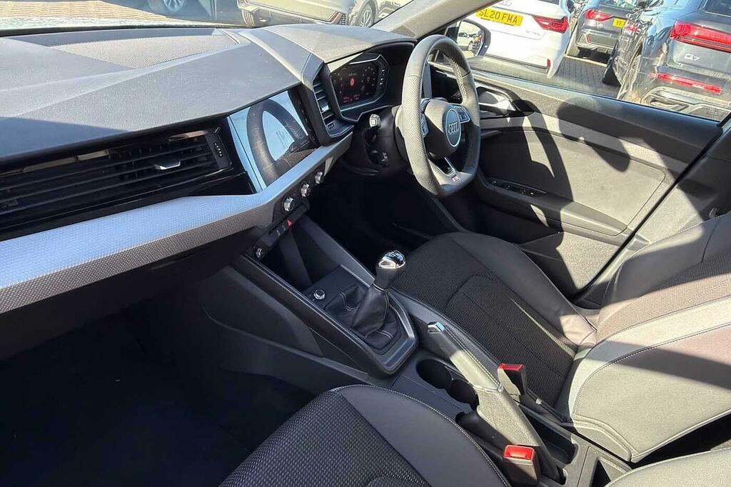 Audi A1 1.5 Tfsi 35 Black Edition Sportback S T Grey #2