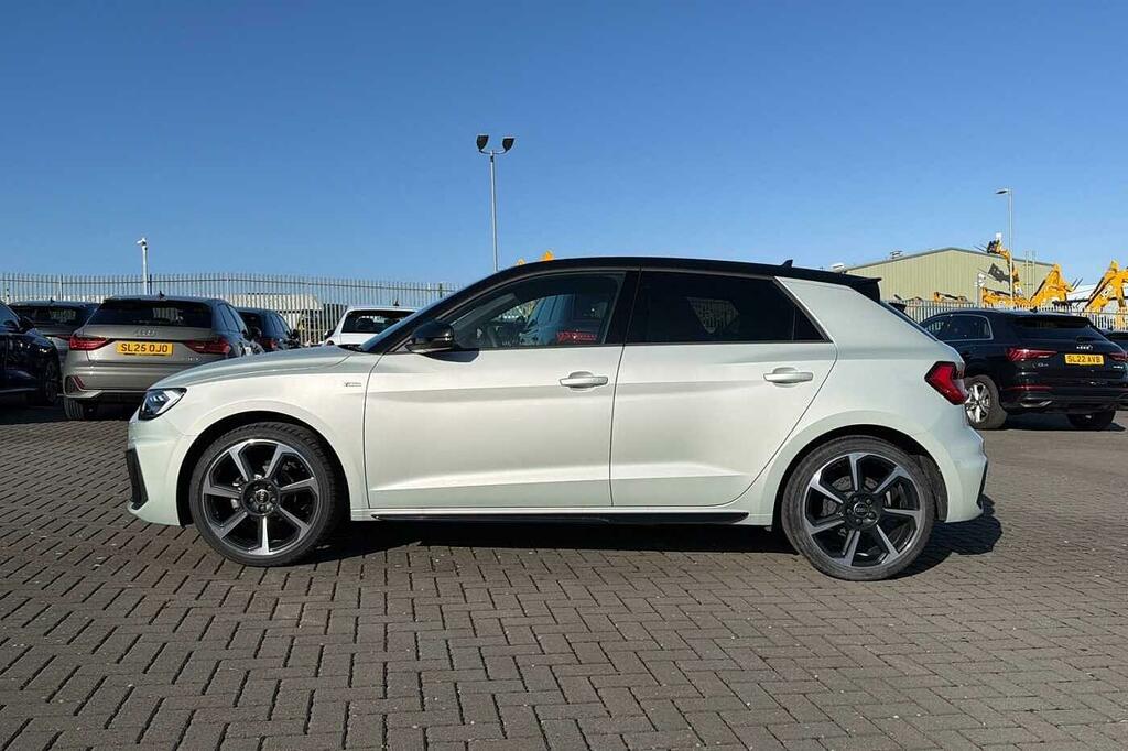 Audi A1 1.5 Tfsi 35 Black Edition Sportback S T Grey #14