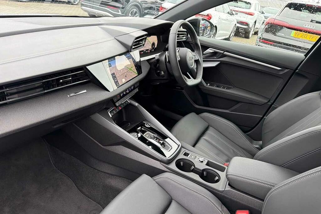 Audi A3 1.5 Tfsie 40 S Line Sportback Plug-in H White #2