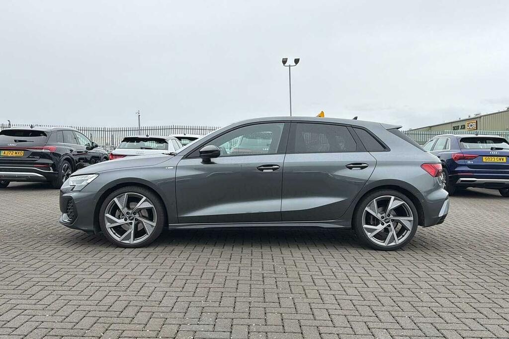 Audi A3 1.5 Tfsie 40 S Line Sportback Plug-in H White #15