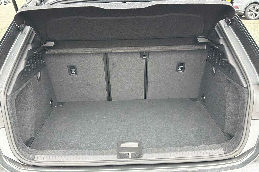 Audi A3 1.5 Tfsie 40 S Line Sportback Plug-in H White #9