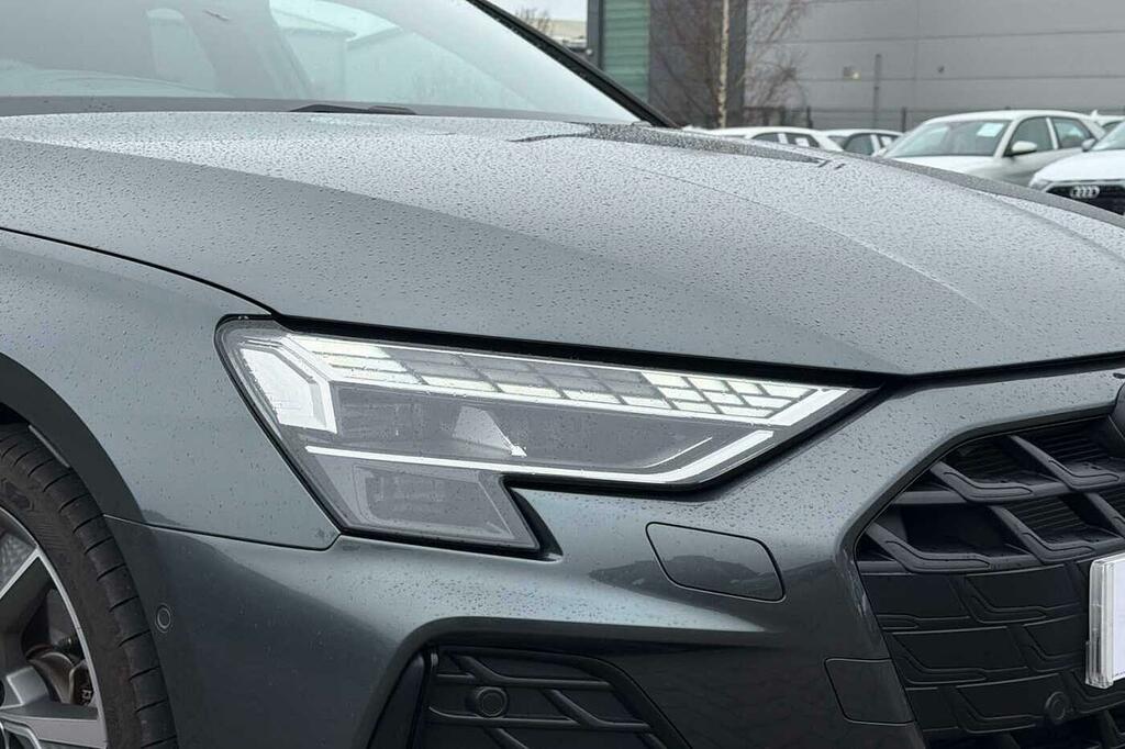 Audi A3 1.5 Tfsie 40 S Line Sportback Plug-in H White #17