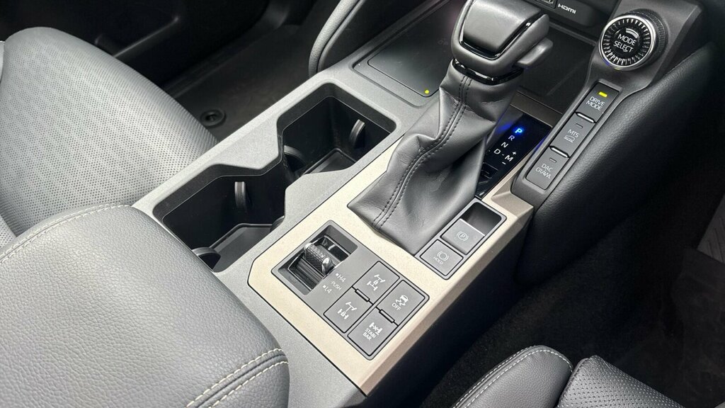 Toyota Land Cruiser 2.8D Invincible 4Wd E Silver #28