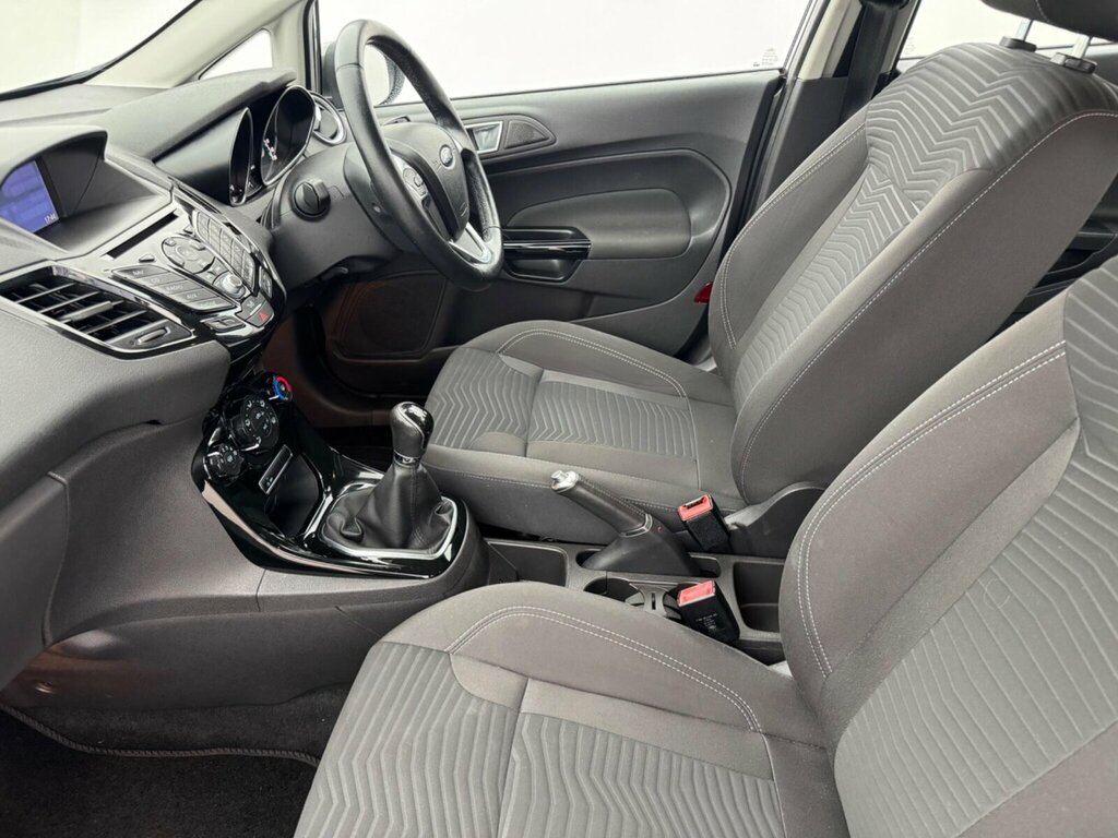 Ford Fiesta 1.0T Ecoboost Titanium Hatchback Red #18