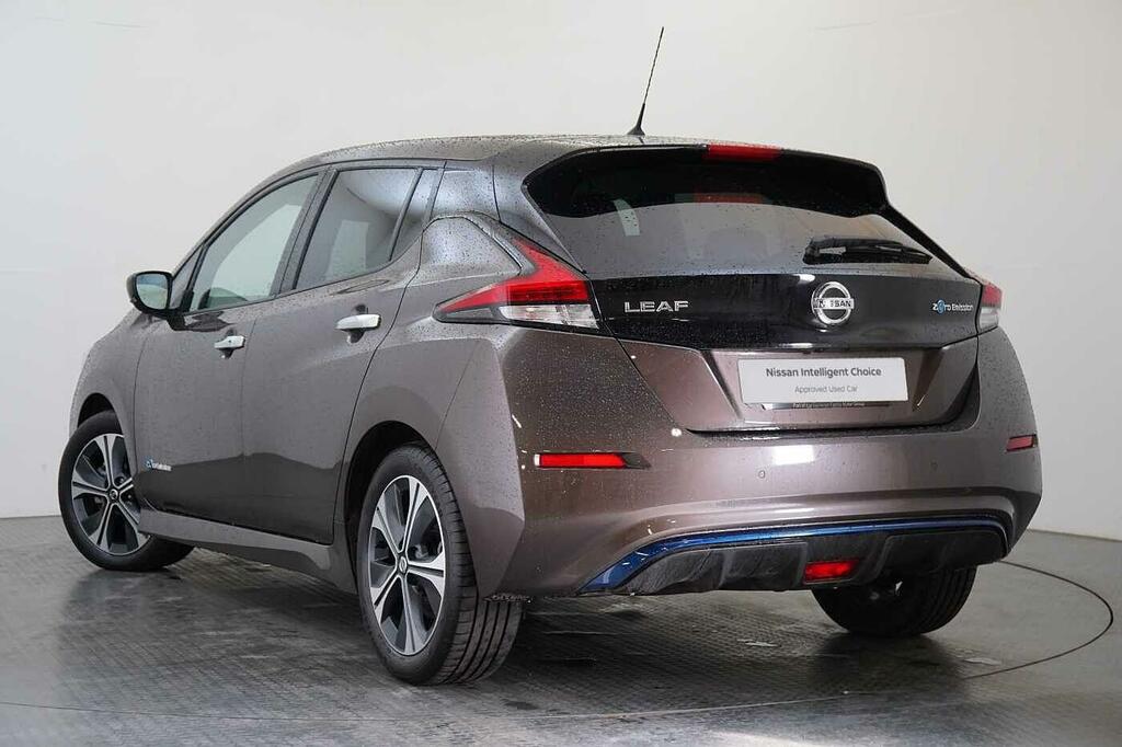 Nissan Leaf 40Kw Tekna With Bose Audio And Pro Pilot Tech Brown #3