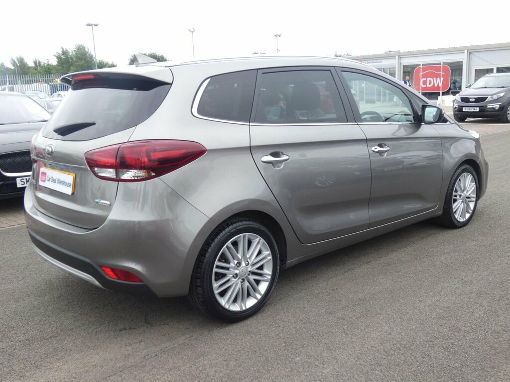 Kia Carens 1.7 Crdi 4 Isg 5-Door Mpv Silver #14