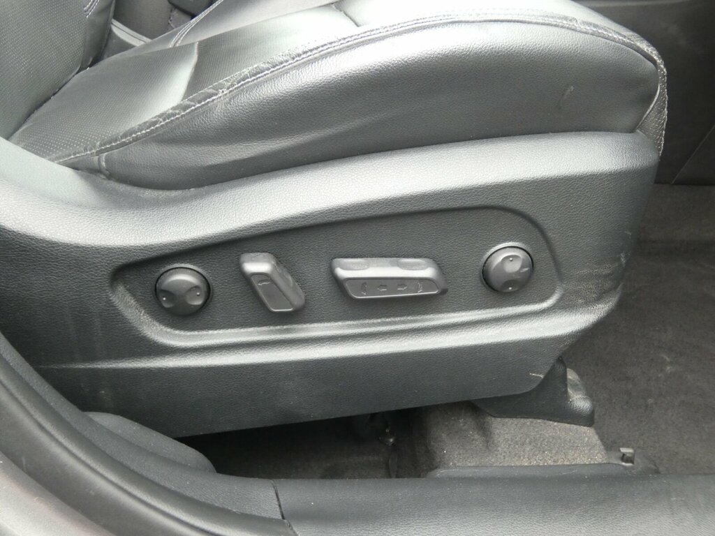 Kia Carens 1.7 Crdi 4 Isg 5-Door Mpv Silver #19