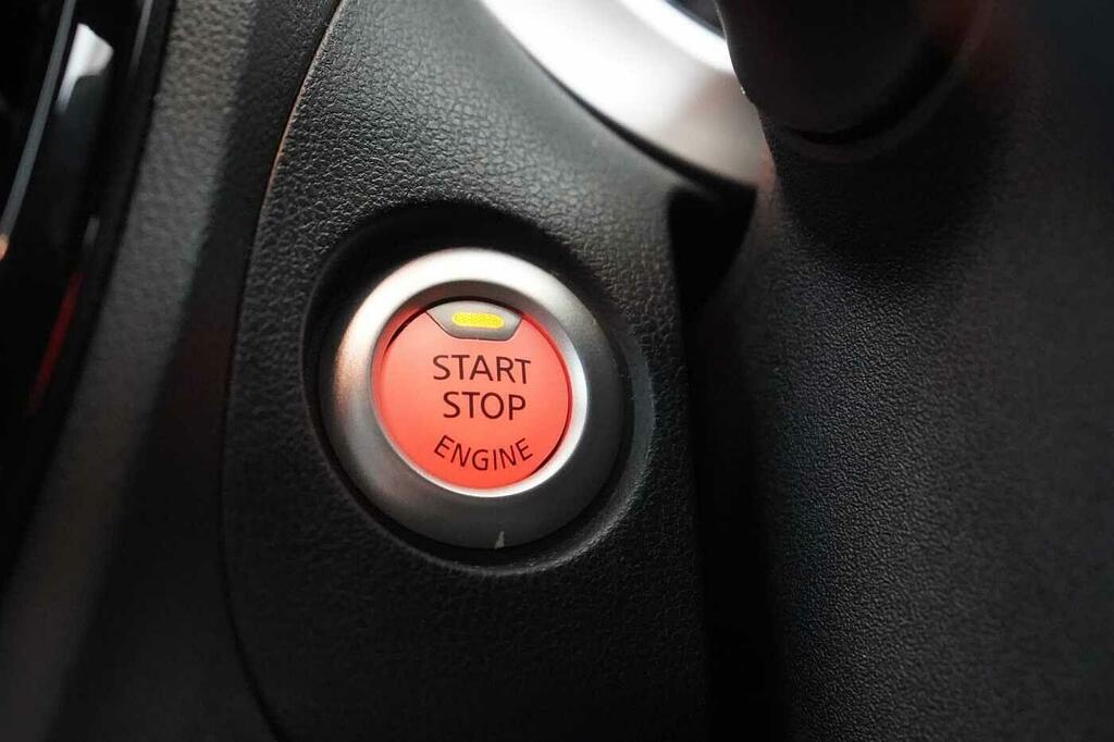 Nissan Juke 1.6 Bose Personal Edition Xtron Euro 6 Red #31