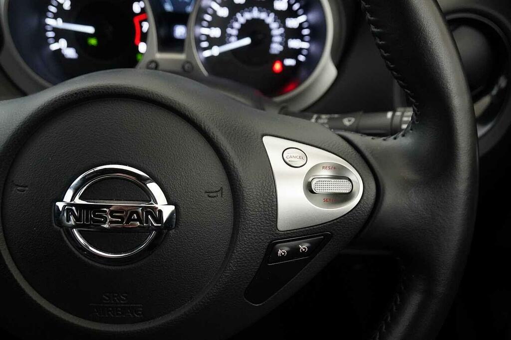 Nissan Juke 1.6 Bose Personal Edition Xtron Euro 6 Red #33