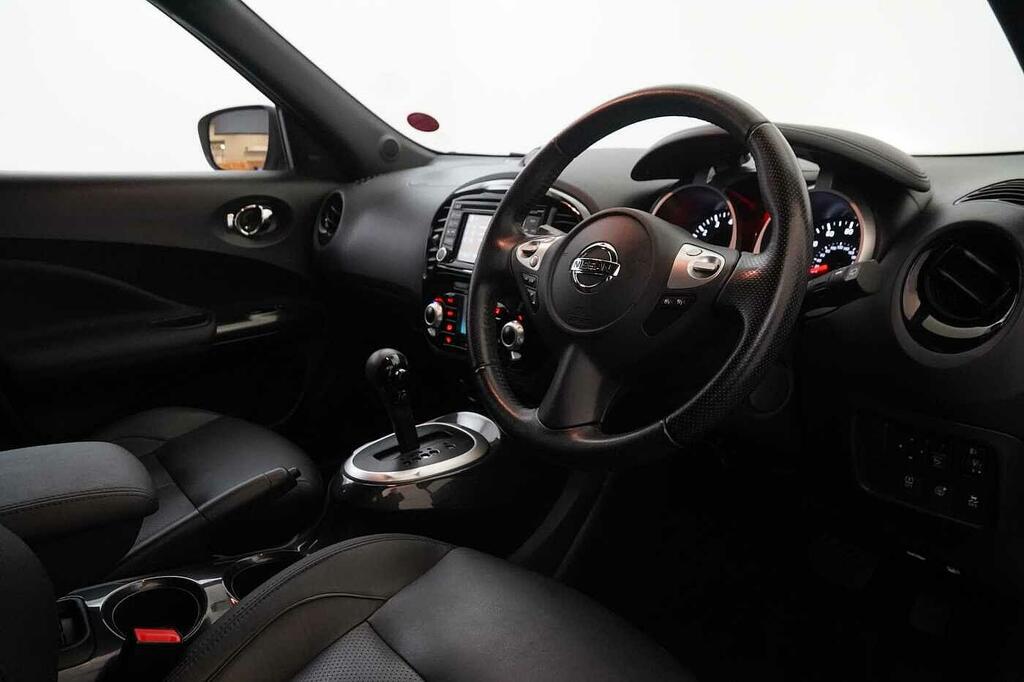 Nissan Juke 1.6 Bose Personal Edition Xtron Euro 6 Red #19