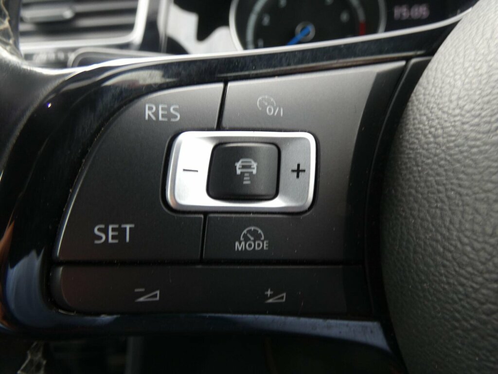 Volkswagen Golf Estate 2.0 Tsi Bluemotion Tech R Dsg 4Motion Euro White #24