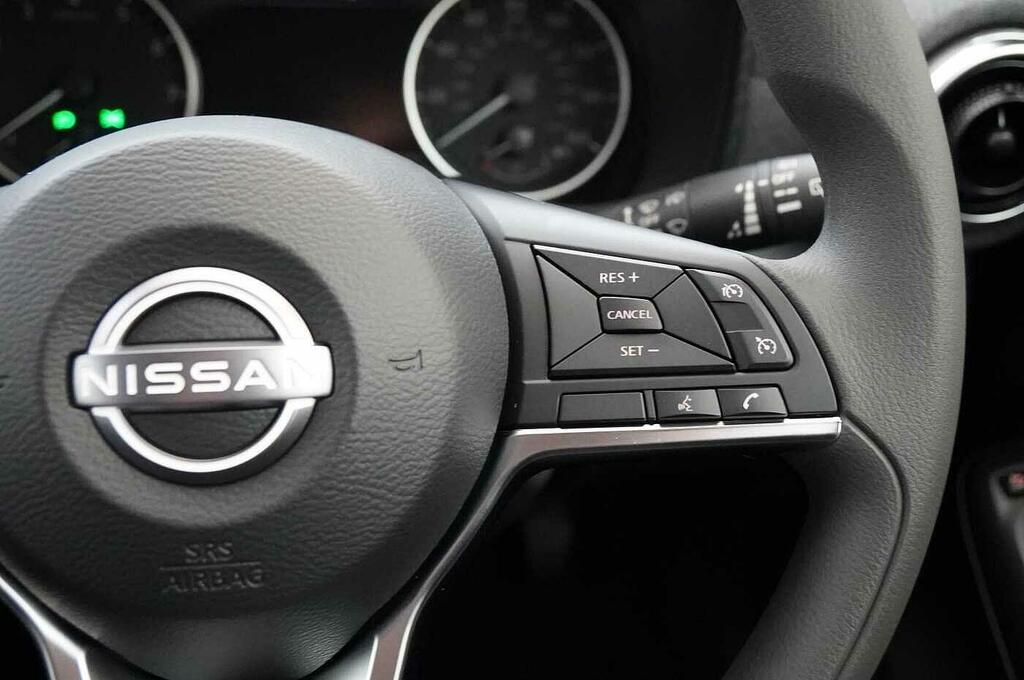 Nissan Juke 1.6 Hybrid N-connecta Grey #32