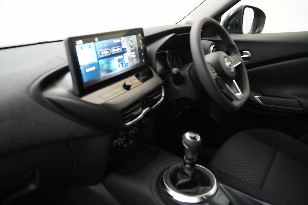 Nissan Juke 1.6 Hybrid N-connecta Grey #22