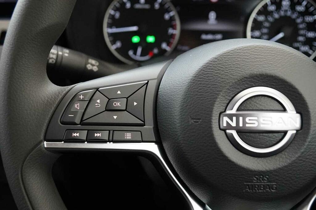Nissan Juke 1.6 Hybrid N-connecta Grey #31