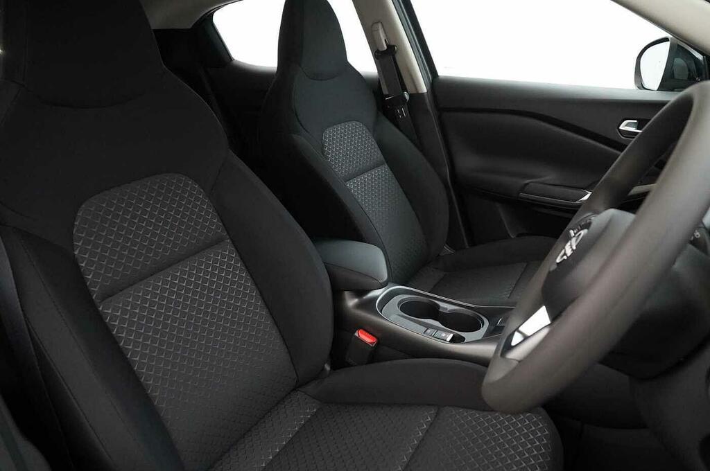 Nissan Juke 1.6 Hybrid N-connecta Grey #17