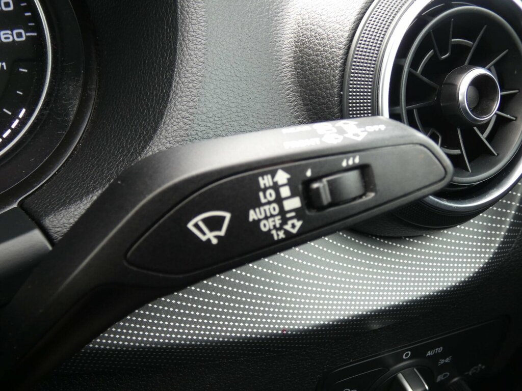 Audi Q2 Sport 1.4 Tfsi Cylinder On Demand 150 Ps S Tronic Grey #32