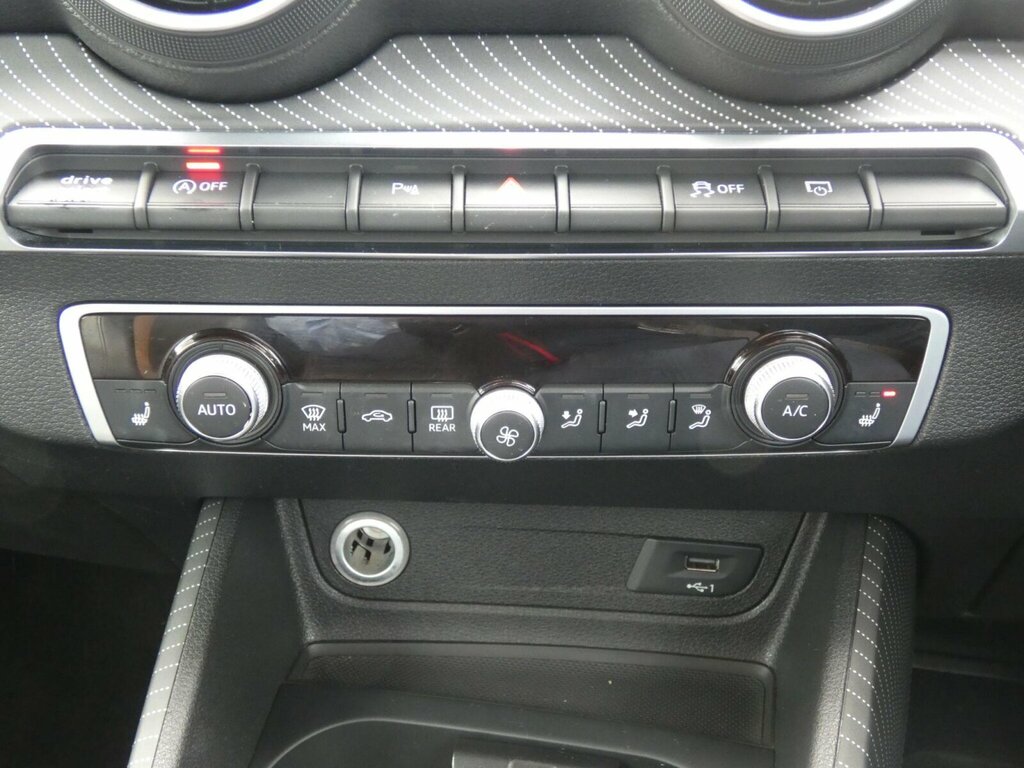 Audi Q2 Sport 1.4 Tfsi Cylinder On Demand 150 Ps S Tronic Grey #37