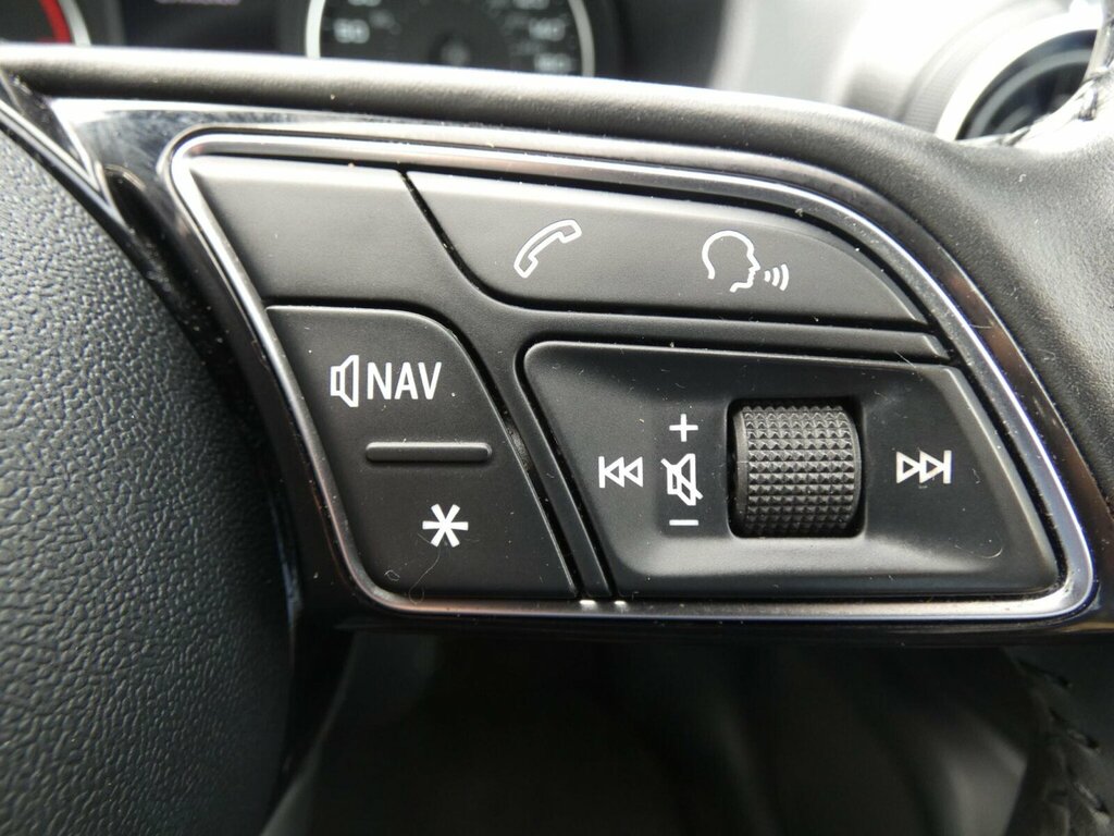 Audi Q2 Sport 1.4 Tfsi Cylinder On Demand 150 Ps S Tronic Grey #29