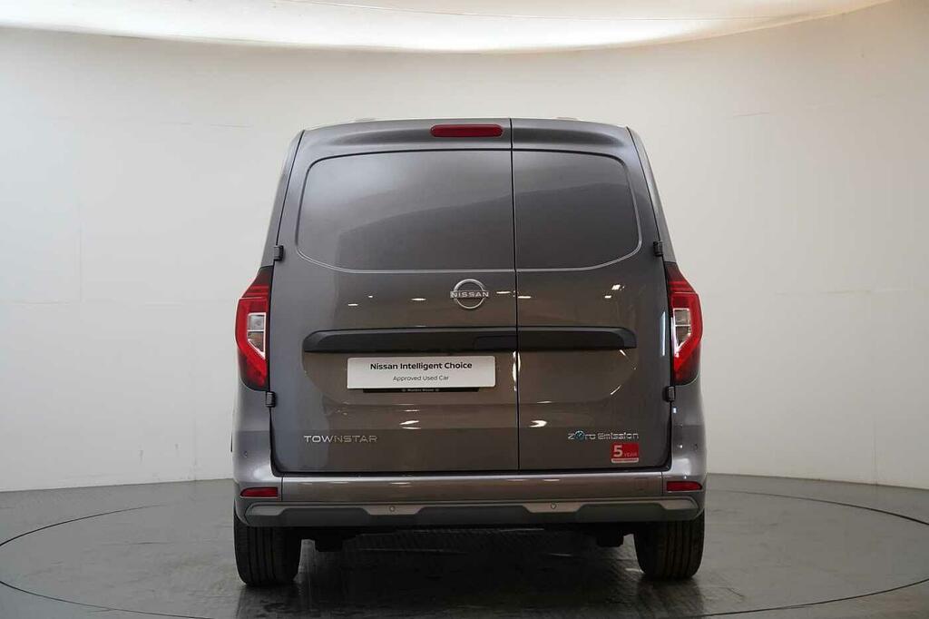Nissan TOWNSTAR Acenta White #7