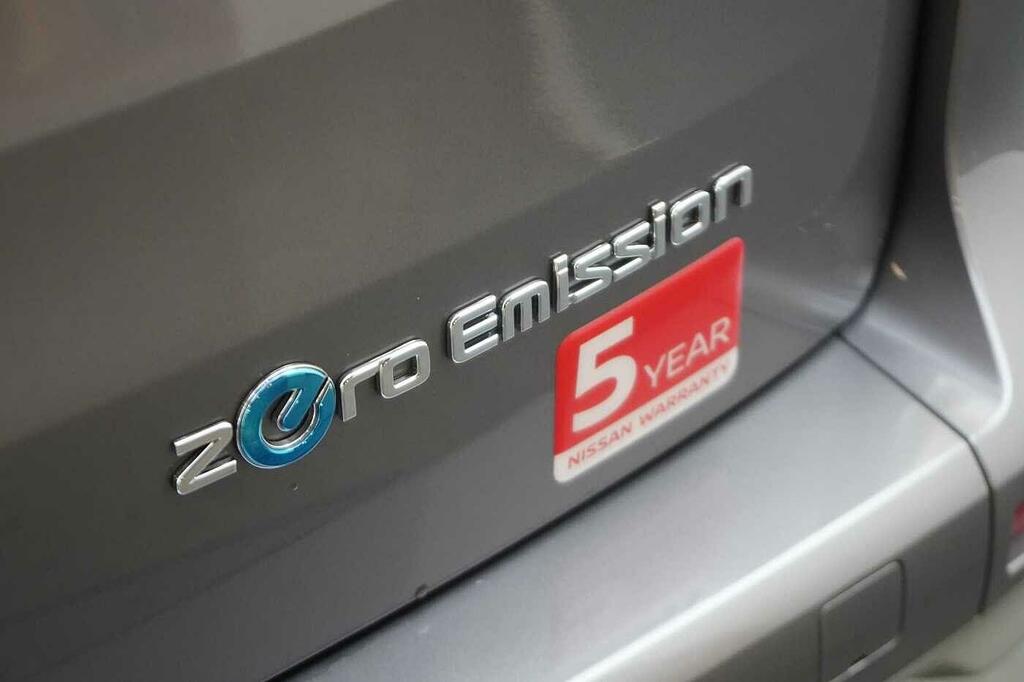 Nissan TOWNSTAR Acenta White #12