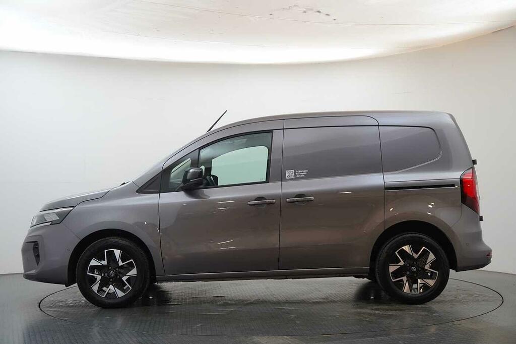 Nissan TOWNSTAR 45Kw Tekna L1 Swb Panel Van With 22Kw Charge Grey #5