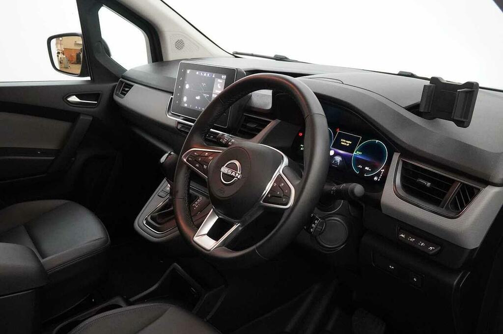 Nissan TOWNSTAR Acenta White #20