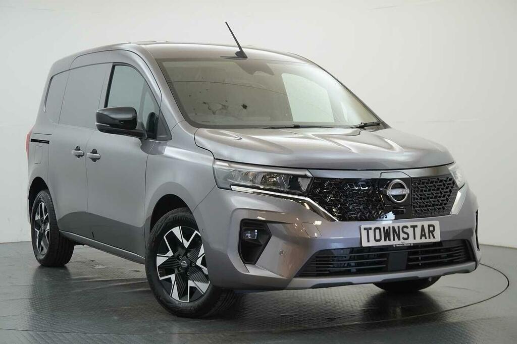 Nissan TOWNSTAR 45Kwh Tekna L1 Panel Van 22Kw Obc Grey